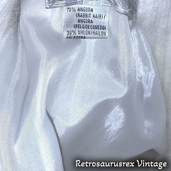 Vintage 1980’s Retro Oversized Offwhite Angora Cardigan Sweater - Picture 13 of 14